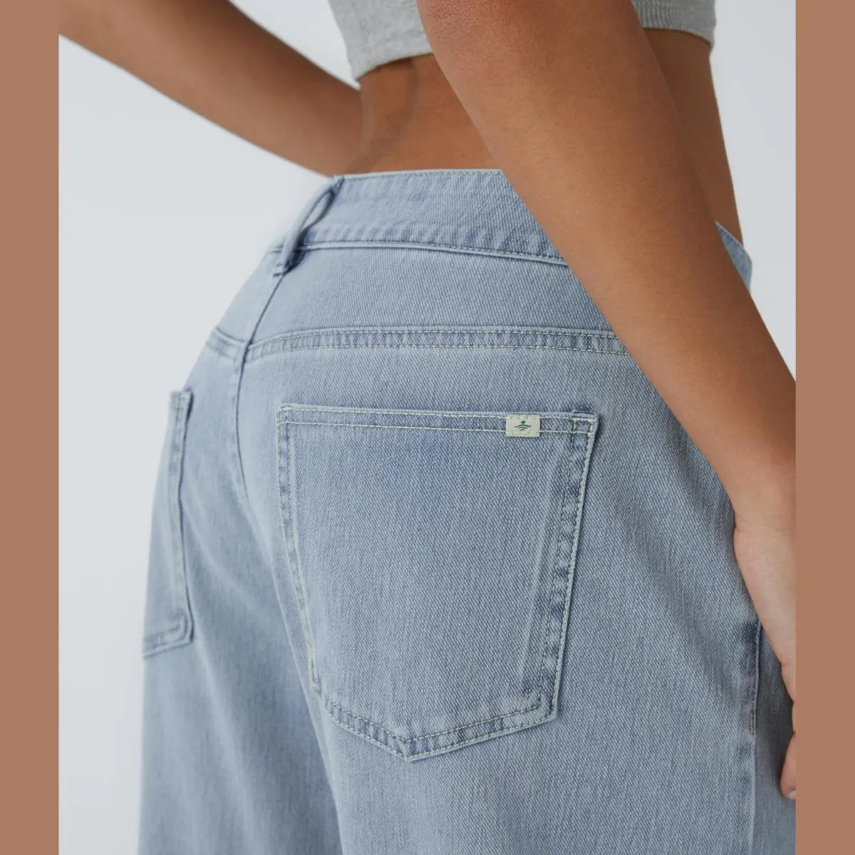 Women’s Asymmetric Low Rise Baggy Wide Leg Jeans – Washed Denim, Zipper Pockets, Casual Fit